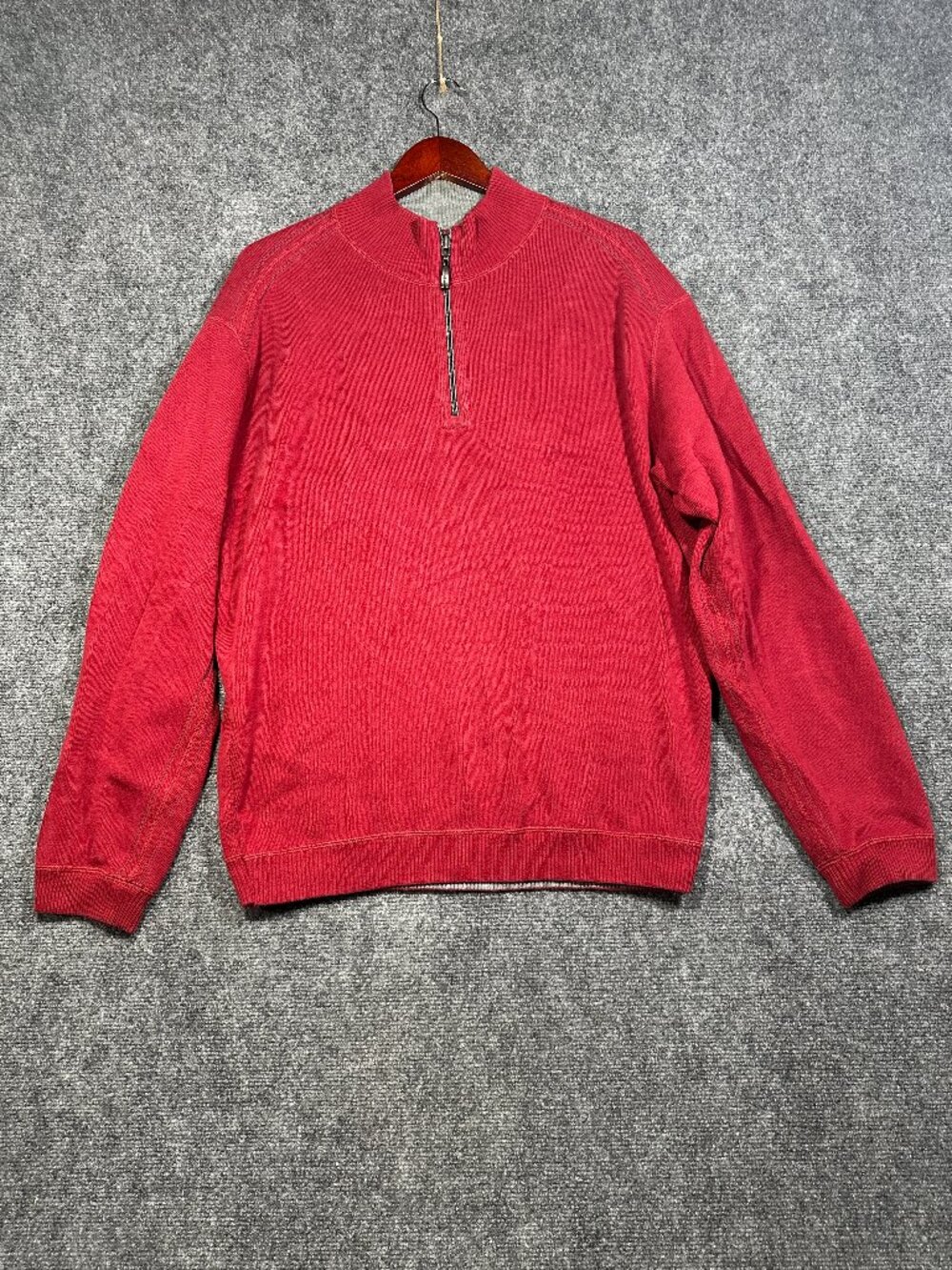 Tommy Bahama Sweater Mens 1/4 Zip Logo Ribbed Hem and Cuffs Maroon Gray NO TAGS